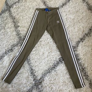 Women Adidas workout leggings size xs